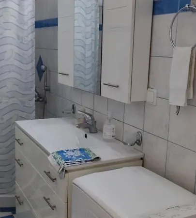 Σπίτι Στην Πόλη Άρτα Κοντά Στην Λίμνη Apartment Exterior photo