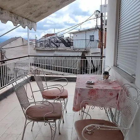 Σπίτι Στην Πόλη Άρτα Κοντά Στην Λίμνη Apartment Exterior photo